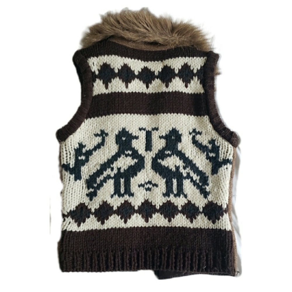 Sidewash Knit Vest w/ Faux Fur Collar - 70s Throwback *